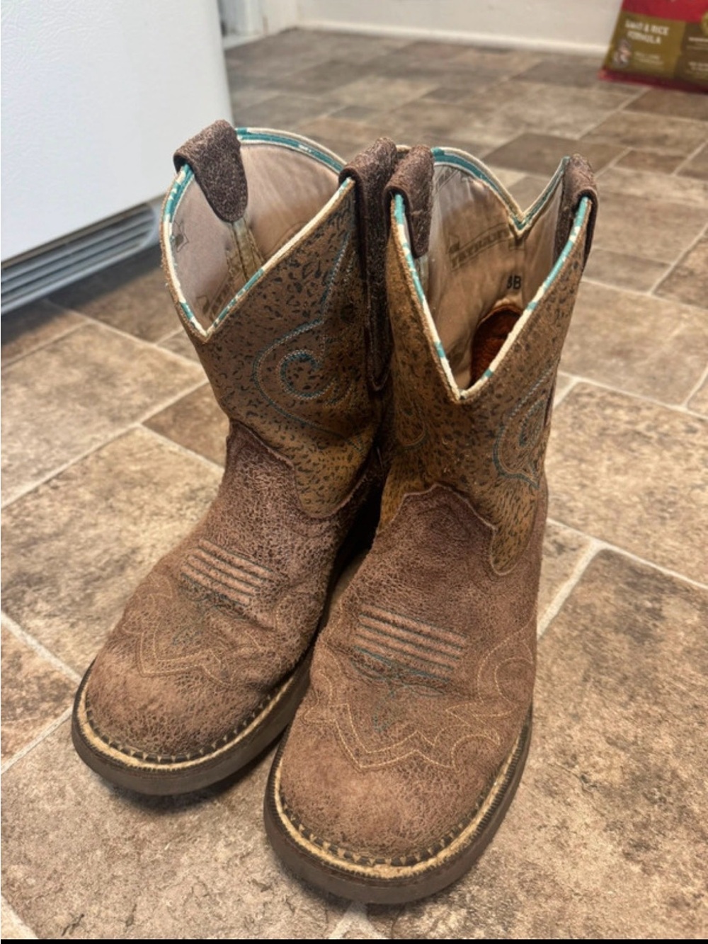 Women’s Ariat boots